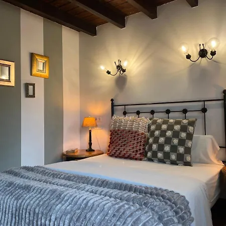 Vendégház La Vieja Escuela La Revilla