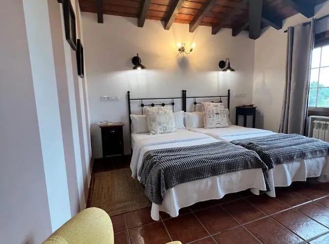 Guest house Posada La Vieja Escuela 3*