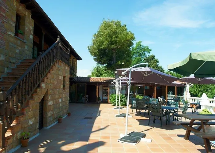 Posada La Vieja Escuela La Revilla (San Vicente de la Barquera)