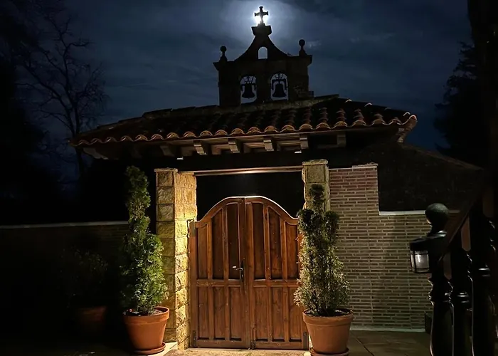 Guest house Posada La Vieja Escuela La Revilla (San Vicente de la Barquera)