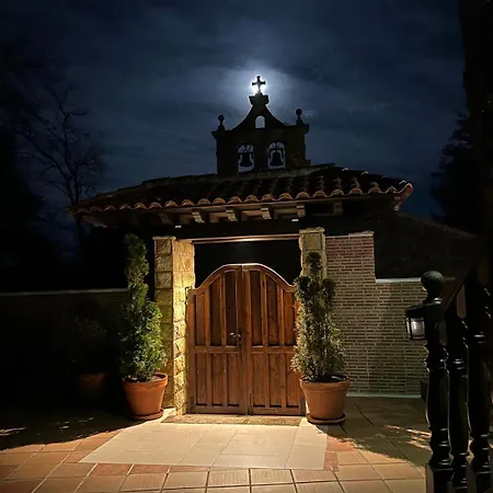 Penzion La Vieja Escuela La Revilla (San Vicente de la Barquera)