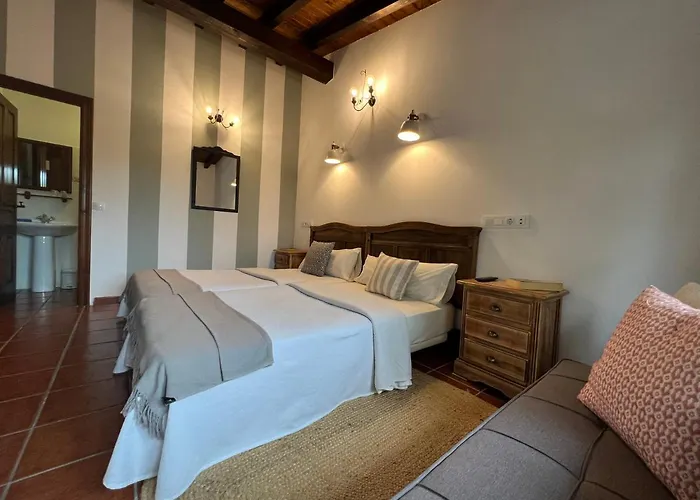 Posada La Vieja Escuela 3*