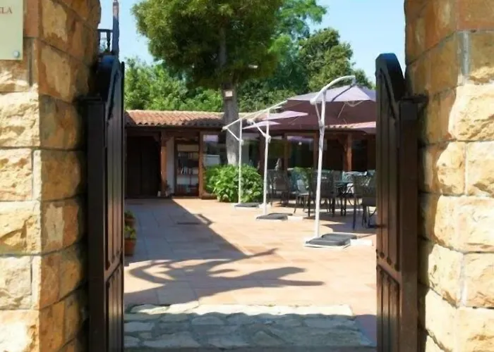 Posada La Vieja Escuela Guest house