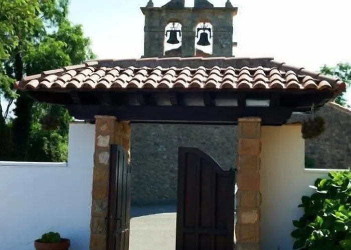 Posada La Vieja Escuela 3* La Revilla (San Vicente de la Barquera)